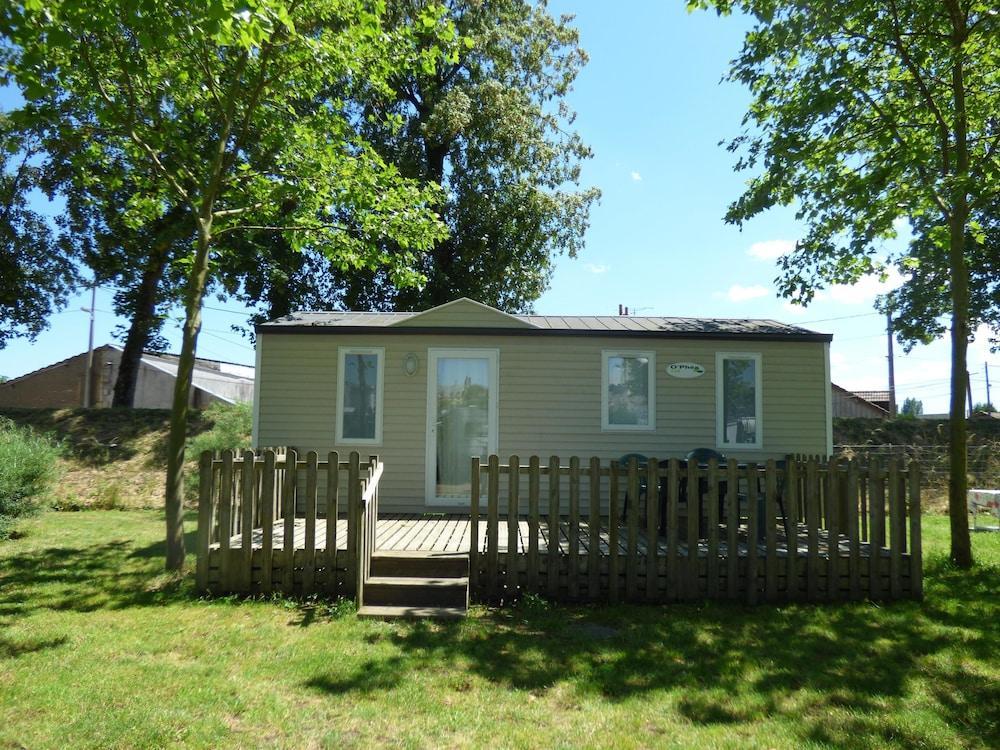 Camping De Nevers Exterior photo